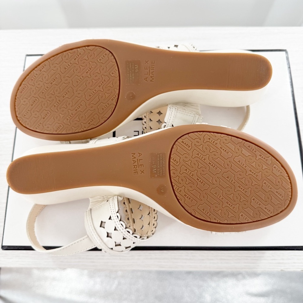 Alex Marie Elsa cloud white Wedge Sandals size 9 women’s - Picture 5 of 14